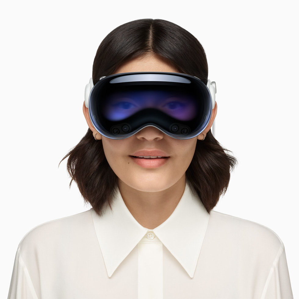 古尔曼：苹果 Vision Pro 团队裁员规模超出此前报道，visionOS 等部门受波及