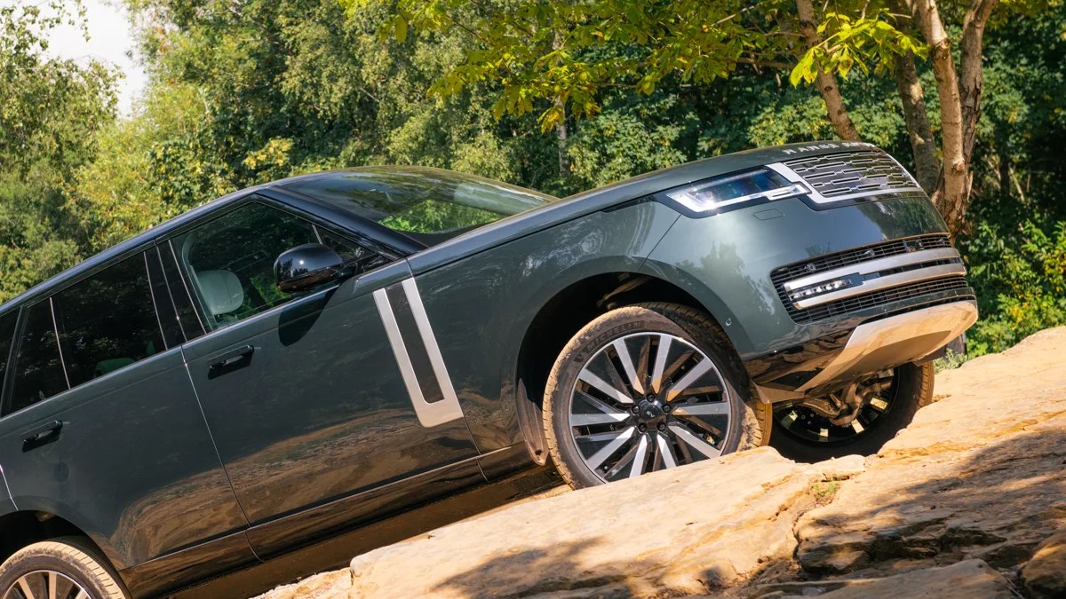 First Drive: The Most Radical Production Range Rover Yet Actually Doesn’t Feel Like It at All, and That’s What I Love About It
