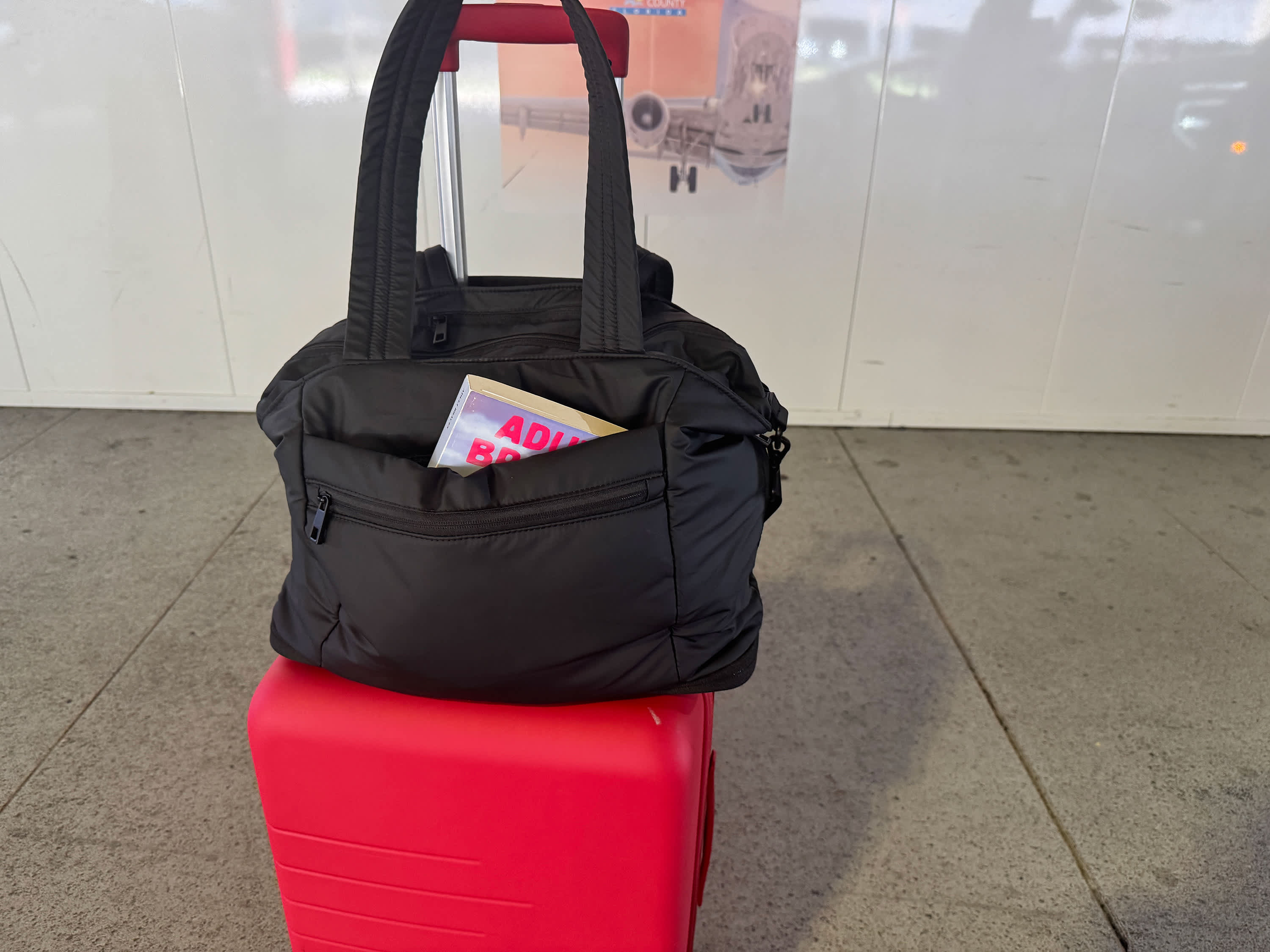 This Quince Expandable Tote Holds Everything My Suitcase Can’t on Flights