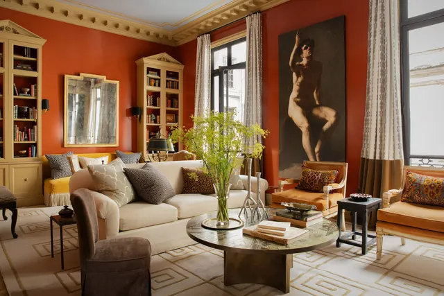 This Designer’s Parisian Pied-à-terre Features a Palette As Bold As It Is Beautiful