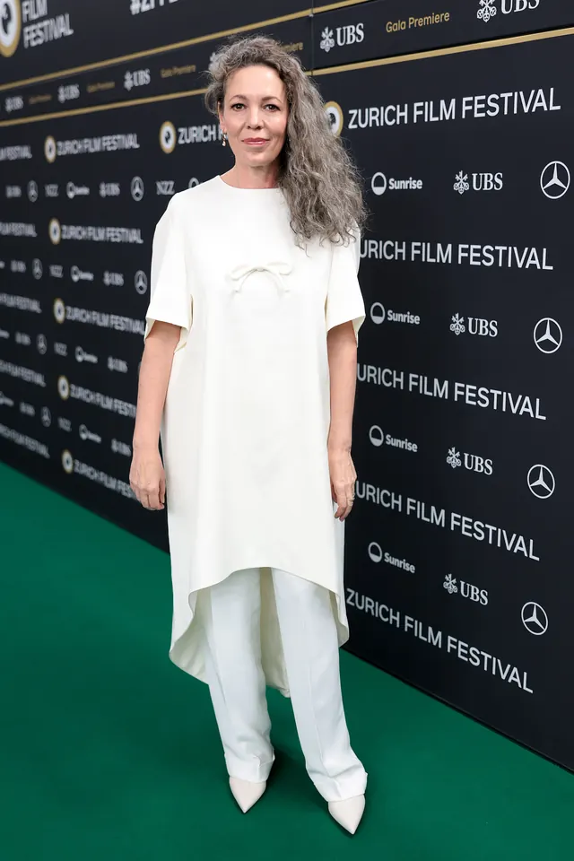Olivia Colman Makes a Very Chic Case for Going Silver