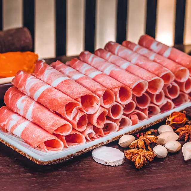 鲜京采 惠选 内蒙古原切羔羊肉卷净重2斤 火锅涮肉 59.9元