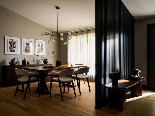The Best Dining Room Lighting Ideas to Set Your Space Aglow